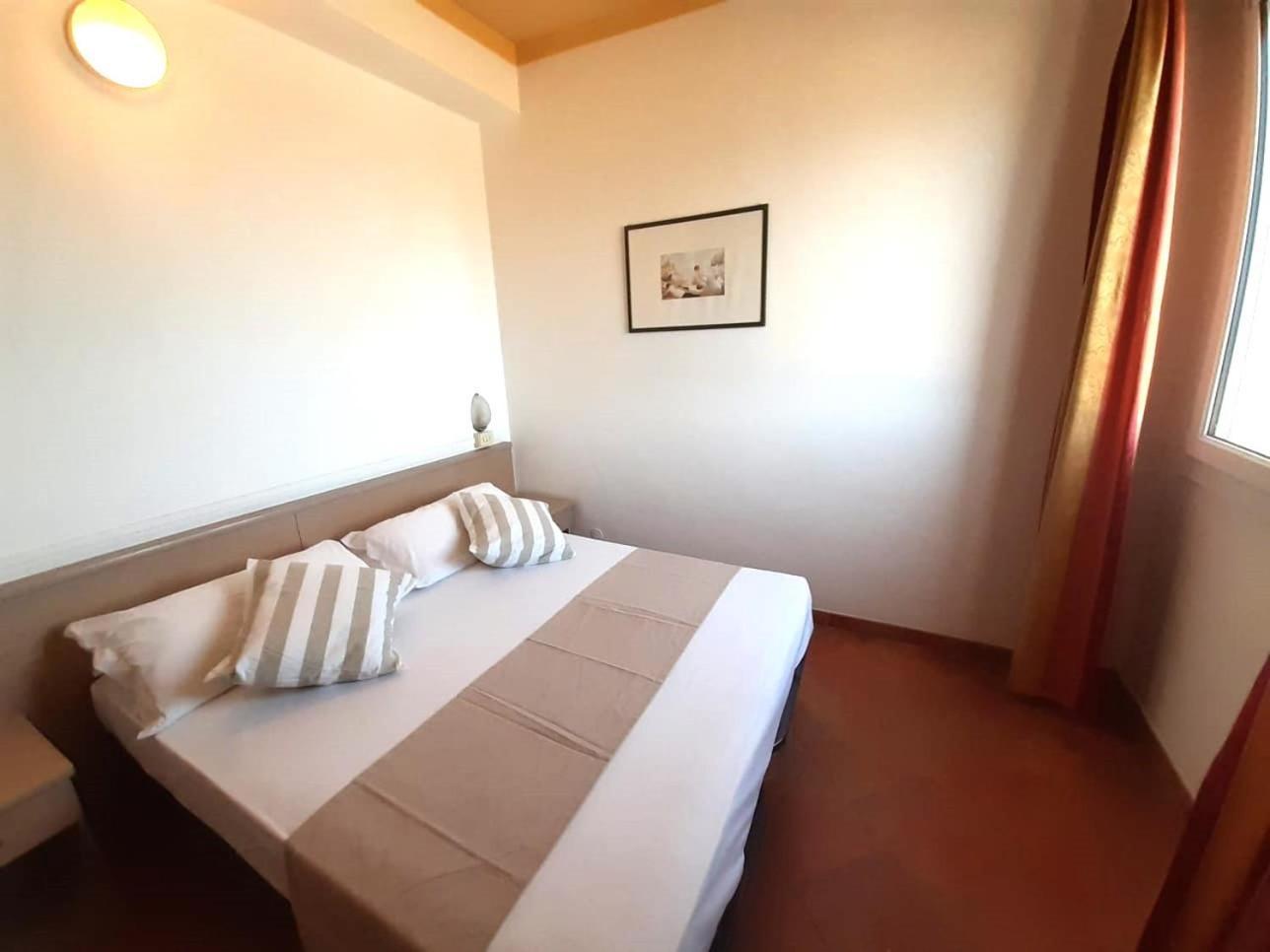 Hotel Salsedine " 5 Mt From The Beach ! " Rimini Exteriér fotografie