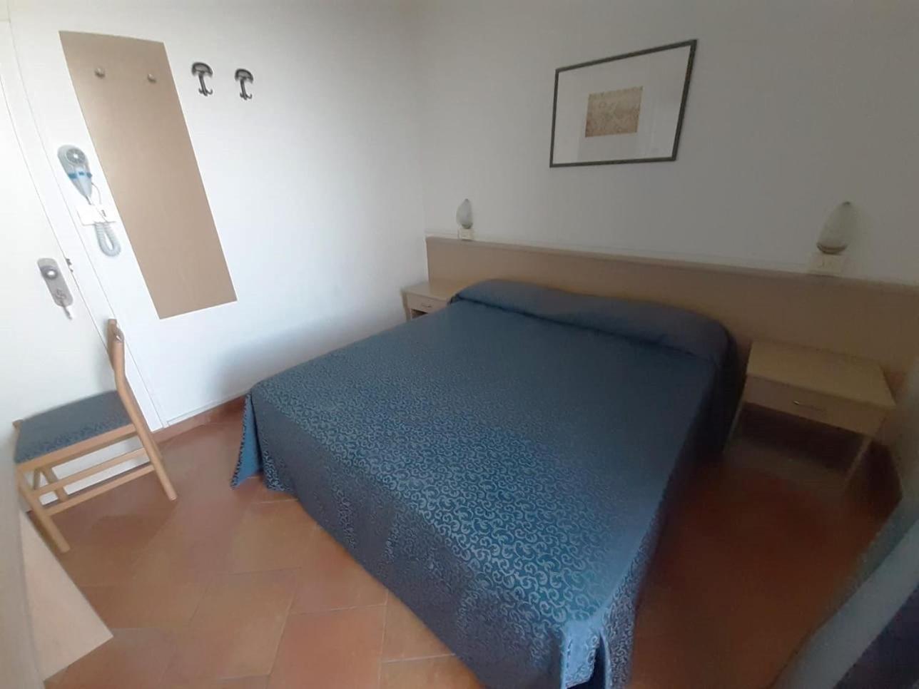 Hotel Salsedine " 5 Mt From The Beach ! " Rimini Exteriér fotografie