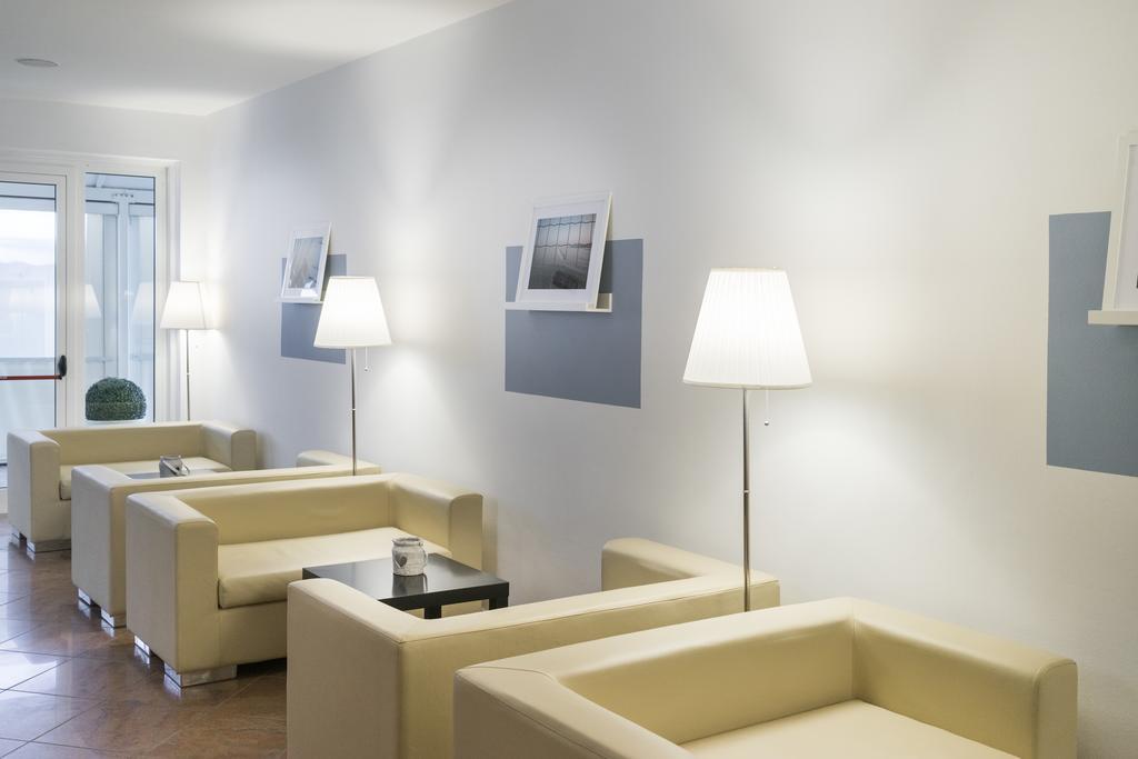 Hotel Salsedine " 5 Mt From The Beach ! " Rimini Exteriér fotografie